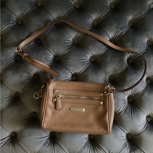 Kenneth Cole crossbody purse